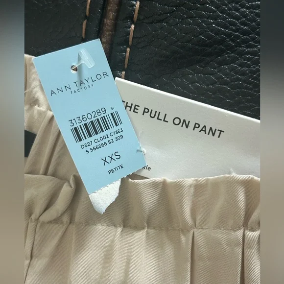 "NWT"Ann Tayor The Pull on Pant High Rise Ankle Beige Lyocell Sz.XXS Petite - Picture 4 of 12